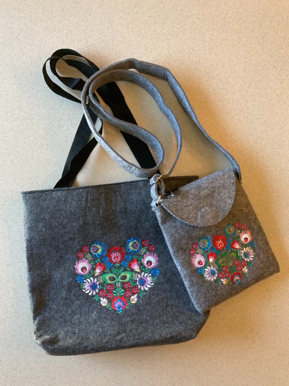 NEW Gray Felt Tote Bag and Crossbody Bag Set